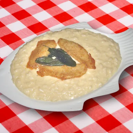 Hotel Diffuso Il Portichetto Sulla Collina A Vezio Perledo