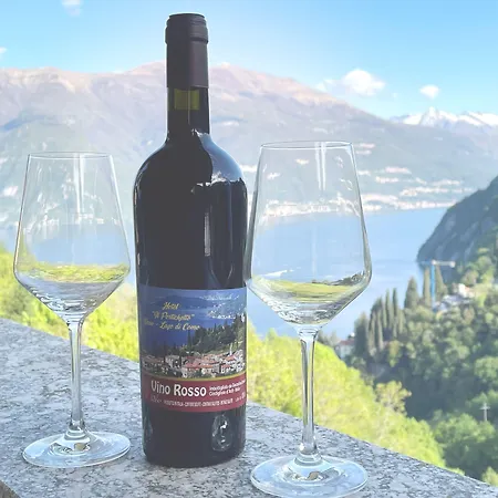 Diffuso Il Portichetto Sulla Collina A Vezio