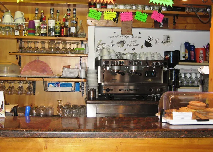 Hotel Diffuso Il Portichetto Sulla Collina A Vezio