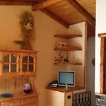 Hotel Diffuso Il Portichetto Sulla Collina A Vezio Perledo