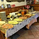 Hotel Diffuso Il Portichetto Sulla Collina A Vezio Perledo 3* Perledo