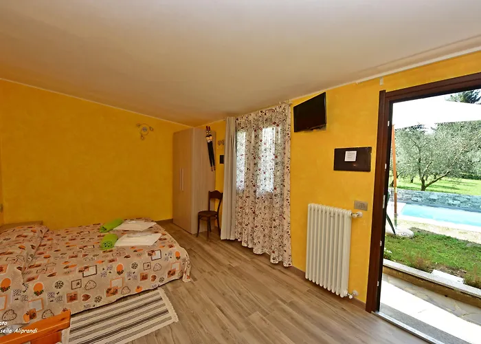 Diffuso Il Portichetto Sulla Collina A Vezio فندق 3*