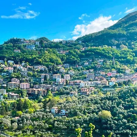 ホテル Diffuso Il Portichetto Sulla Collina A Vezio ペルレード