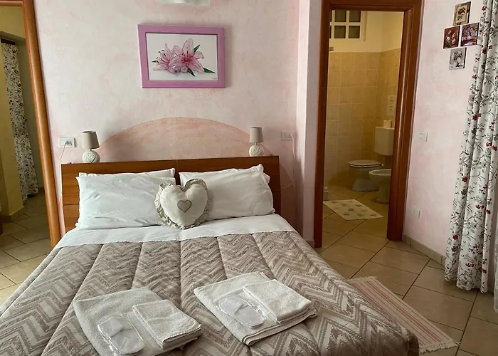 Hotel Diffuso Il Portichetto Sulla Collina A Vezio Perledo 3* Perledo