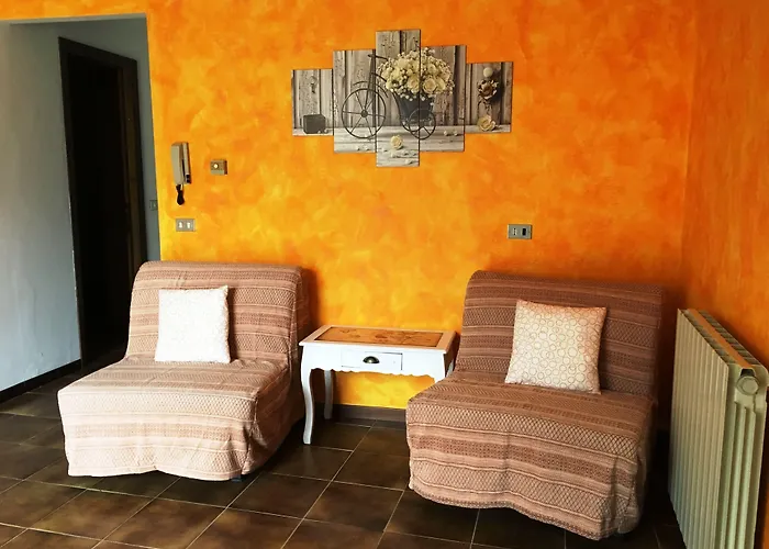 Hotel Diffuso Il Portichetto Sulla Collina A Vezio Perledo