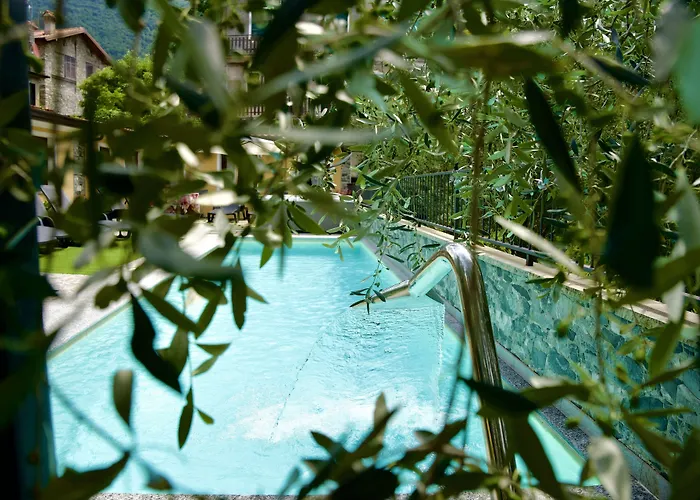 Hotel Hotel Diffuso Il Portichetto Sulla Collina A Vezio Perledo