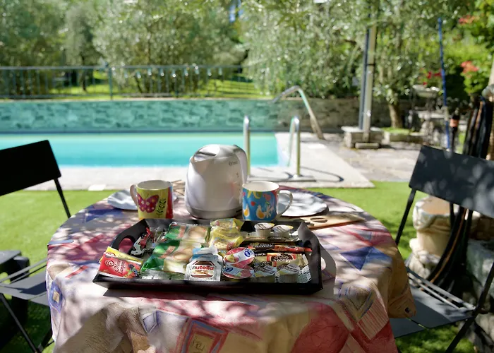 Hotel Diffuso Il Portichetto Sulla Collina A Vezio Perledo Perledo
