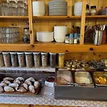 Hotel Diffuso Il Portichetto Sulla Collina A Vezio Perledo 3*
