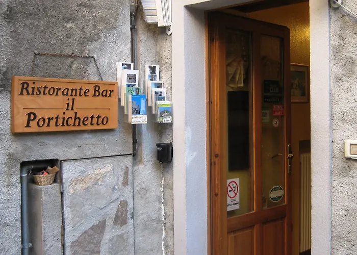 Diffuso Il Portichetto Sulla Collina A Vezio 3* Perledo