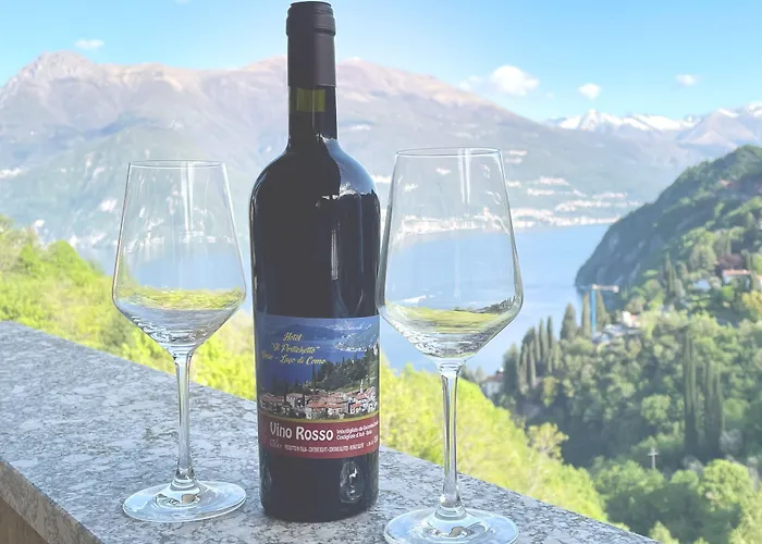 Diffuso Il Portichetto Sulla Collina A Vezio